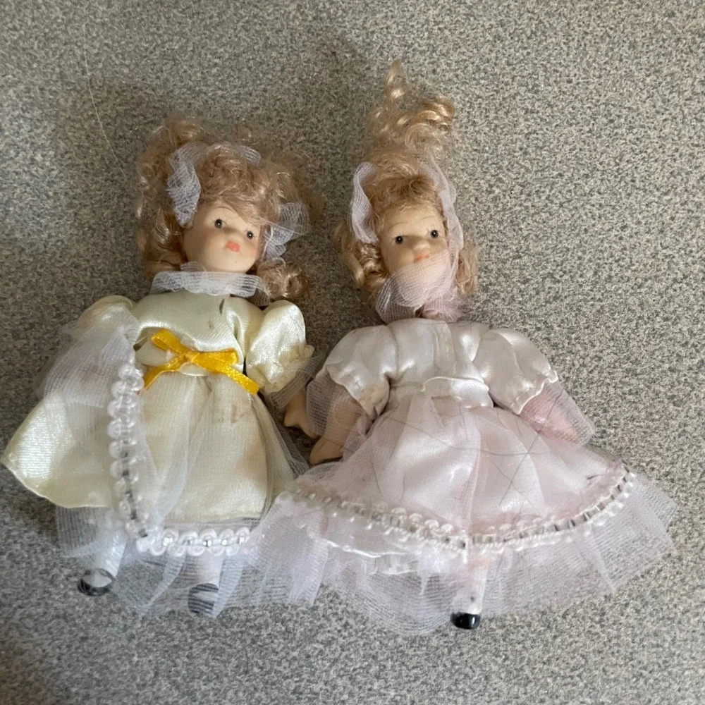 Set of 2 Vintage Porcelain‎ Dolls Blonde Curly Hair Victorian Dresses